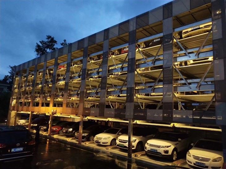 Hệ thống đỗ xe giải đố sáu cấp